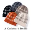 Gorro de Punto Jacquard Cachemir Retro Nuevo Otoño/Invierno 2026 para Hombres y Mujeres, Grueso y Cálido para Clima Frío