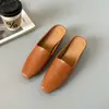 Mules cerradas estilo francés para mujer, cuero suave de verano, estilo old money, nuevas sandalias planas de punta cuadrada, diseño minimalista sin cordones