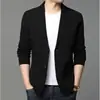 Otoño 2026 Nuevo Cárdigan de Punto para Hombre Chaqueta Estilo Coreano Color Sólido Traje Ropa de Hombre Diseño Simple Casual