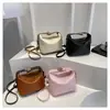 Bolsas de Luxo para Mulheres 2025 Nova Moda Bolsas de Ombro Comércio Exterior Transfronteiriço Dropshipping Versátil Bolsas Transversais Acolchoadas