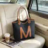 Bolso Grande de Estilo Vintage con Letras Europeas y Americanas para Mujer 2026 Nuevo Casual Elegante Versátil Bolso de Hombro para el Trabajo
