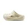 Zapatos de Playa de Verano Gruesos Lindos Antideslizantes de Punta Cerrada Transpirables Se Pueden Usar Afuera Pantuflas Puxi Park Xi Fu Shake Croc para Mujer