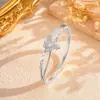 Pulsera Delgada de Mariposa con Diamantes Brillantes Estilo Coreano, con Diseño Hueco de Diamantes, Realza el Cutis, Adecuada para el Uso Diario, Pulsera Versátil y Elegante para Mujeres
