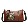 Nueva Bolsa de Teléfono Móvil de Gama Alta 2025 para Mujer, Bolso Pequeño de Hombro Cruzado con Estampado en Relieve, Estilo Retro Bolso de Mamá, Comercio Exterior Transfronterizo