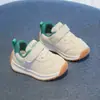 Nuevos Zapatos Funcionales para Niños Pequeños de Primavera y Otoño, Transpirables, con Velcro, Antideslizantes y Suela Suave, Outlet de Fábrica MY2311