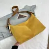 Bolso de hombro bajo Shuai Mi Jia elegante de gran capacidad para mujer, nuevo bolso cruzado de principios de otoño 2026, bolso tote para el trabajo