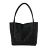 Moda 2026 Versátil Simple de un Solo Hombro para Viajes Bolso Cubo Suave, Nuevo Bolso de Mano de Gran Capacidad de Moda para Mujeres