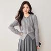 Estilo Novo Inverno 2024 Estilo Chanel Moda Cinza Design Dividido Senso de Design Botão Rosa Cardigan de Tricô Suéter para Mulheres