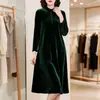 Vestido Largo Dorado de Terciopelo para Mujer Talla Grande, Estilo Casual de Temperamento Holgado, para Primavera, Otoño e Invierno, por Encima de la Rodilla, Venta al por Mayor Transfronteriza