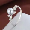 Anillo de Venta Caliente Transfronterizo Ramas y Hojas de Vid Exquisitas Europeas y Americanas con Perlas Rosas Encuentro Diamante Incrustado Arte Venta Directa de Fábrica