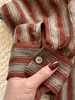 Muy recomendado: Camisa vintage de rayas rojas con cuello para mujer, estilo old money, nueva otoño 2026, camisa de mujer de corte holgado