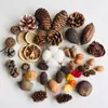 Decoración de Piña Hecha a Mano Paquete de Materiales DIY Estilo Bosque Adornos Navideños Perfumados Creación de Entorno para Jardín de Infancia Ramas de Algodón Virutas de Madera
