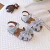 Sandalias para Niñas 2026 Estilo Coreano Sandalias Elegantes para Niñas Pequeñas con Diseño de Moño y Corona, Adecuadas para Niñas Jóvenes, Zapatos de Princesa