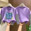 Ropa para bebés y niños 2026 primavera y otoño nuevo estilo camiseta versátil elegante para niños algodón puro patchwork a rayas camiseta básica