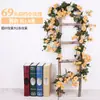 Colgante de pared de enredadera de rosas artificiales, flor de seda con 45 flores, enredadera decorativa de flor de cerezo, decoración artificial de flor en el techo, enredadera de planta artificial