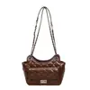 Bolsa de Ombro Acolchoada com Corrente Elegante Chic Francês de Luxo Leve para Mulheres Bolsa de Ombro Versátil de Alto Padrão Bolsa Transversal Estilosa