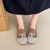 26 Novos Estilos de Verão Bordado de Gato Sola Macia Antiderrapante Sapatos de Mãe Sapatos de Pano Old Beijing Leves de Malha Voadora Sapatos Femininos