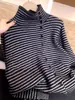Suéter de Tricô Listrado Gola Alta Meia-Calça Estilo Coreano Feminino Plus Size, Novo Estilo Outono e Inverno para Mulheres Curvilíneas, Top Interno Emagrecedor e que Valoriza o Corpo