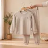 Pijama de inverno infantil, roupa íntima quente para meninos, roupa íntima térmica de lã e seda para meninas, camadas de base para outono e inverno, e um conjunto para crianças mais velhas e adolescentes