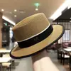 Sombrero de Paja de Ala Pequeña y Copa Plana de Corea del Sur para Niños, Protector Solar de Verano, Malla de Paja, Celebridad, Moda de Verano, Bombín Británico, Venta al por Mayor