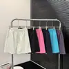 Shorts Casuales de Verano para Mujer con Sensación Fresca, Versátiles, Adelgazantes, Color Dopamina, Transpirables, de Secado Rápido, de Longitud Cinco Puntos, Modelo 8893