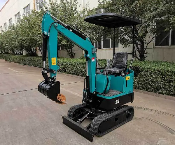 12小型挖掘机7