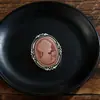 Broche de Cabeza de Belleza con Relieve Medieval Europeo y Americano Transfronterizo, Accesorios de Ropa de Retrato Estilo Corte Vintage al por Mayor