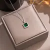 [Acero de Titanio] Collar de Esmeralda para Mujer Colgante de Piedra Cuadrada Aretes Más Fácil de Combinar Cadena para Clavícula Popular Transfronteriza de Gama Alta