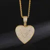 Nuevo 2024 Exportación Hip-Hop Colgante Corazón Full Diamante Latón Electrochapado Zirconia Collar con Forma de Corazón para Hombres y Mujeres