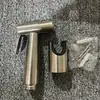 Juego de Rociador para Bidé de Inodoro Acero Inoxidable Kit de Higiene Femenina Baño Balcón Potenciador Una Entrada Dos Salidas Válvula de Ángulo