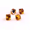 Agite o som rede de mão rápida vermelha plana três-dimensional quadrado prego broca brincos material de produção cristal vidro Broca quadrada cor colorida