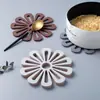 Tapete antiescaldaduras para cuencos, tapete de taza de té de estilo nórdico, diseño creativo, tapete antideslizante grueso para platos de cena, tapete aislante térmico para mesa de flores para el hogar