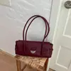 Bolso de axila de alta gama transfronterizo para mujer, nuevo modelo de moda versátil retro para el otoño de 2026, bolso de mano de lujo ligero