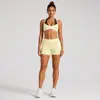 Conjunto de ropa de yoga transfronterizo con hermoso sujetador de yoga de espalda con cuello halter, conjunto de shorts deportivos de secado rápido para correr al aire libre y fitness para mujer