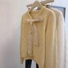 Pajarita de Encaje Dopamina de Otoño Tardío Suéter Amarillo Suave para Mujeres Menudas en Otoño e Invierno, Estilo Perezoso
