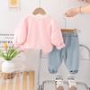 Traje de estilo occidental para niñas, primavera y otoño de 2025, nuevo conjunto de dos piezas con pantalones acampanados y lazo de amor de color liso para bebés