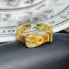 Anel Retro Acessível de Luxo de Alta Gama para Mulheres, Série Vintage Dourada Esmalte Gotejamento de Óleo Zircônia Anel Aberto