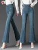 1086 Jeans femininos de outono, para meia-idade, azuis, da moda, com fenda, estilo coreano, slim fit, trendy, primavera, calças ligeiramente flare