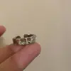 Anillo Liso de Plata de Ley S925 Anillo de Flor Cepillada con Circonita Anillo Abierto para Dedo Índice de Mujer Nicho de Gama Alta No Descolorante Venta al por Mayor