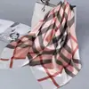 Bufanda cuadrada nueva de seda sintética para niñas, bufanda de seda con estampado para las cuatro estaciones, bufanda chal 90*90