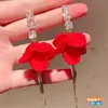 2026 Pendientes Largos con Borlas de Pétalos Incrustados de Diamantes Estilo de Moda Nuevo y Tendencia