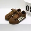 2026 Zapatos Deportivos Infantiles de Algodón Doble con Estampado de Leopardo Estilo Nuevo Versión Coreana para Niños Ligeros para Niños Entrenamiento Alemán Zapatos Forrest Gump 6817