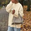 Suéter Tricotado Gola Redonda Outono e Inverno Patchwork de Renda Retrô para Mulheres 2025 Novo Estilo Solto Preguiçoso Roupas Femininas Espesso Estilo de Luxo Leve