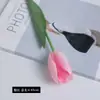 Flor de Tulipan Artificial Tacto de Alta Gama Hidratante Lujo Ligero Hogar Interior Decoración Suave de Tulipán Fábrica Mayorista