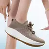 Sapatos meias de malha respirável Flyknit masculinos para atividades ao ar livre, sola macia, leves, confortáveis, versáteis, sapatos casuais pretos