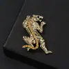 Broche de animal de desenho animado tigre transfronteiriço cravejado de diamantes pino de pedra preciosa colorida retrô de alta qualidade fivela de lenço de seda de nicho atacado