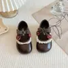 Zapatos Mary Jane dulces de fresa estilo coreano para niñas, nuevos zapatos de cuero para el día a día de niños con ribete de encaje vintage, suela suave, de princesa