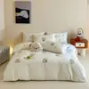 Roupa de Cama Divertida Infantil Algodão de Fibra Longa Escovado Conjunto de Três ou Quatro Peças Outono e Inverno Quente Conjunto 100% Algodão Roupa de Cama 1,2m Não Esfria na Pele