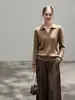 Nuevo top de punto casual de otoño estilo old money con cuello de botón, tejido de ochos, minimalista, cómodo, adelgazante para mujer