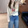 Camiseta de Manga Larga Blanca con Estampado Estilo Chica Picante que Realza la Blancura, Estilo Coreano de Nicho Tendencia para Mujer, Top de Dibujos Animados Graffiti Más Vendido Verano 2026